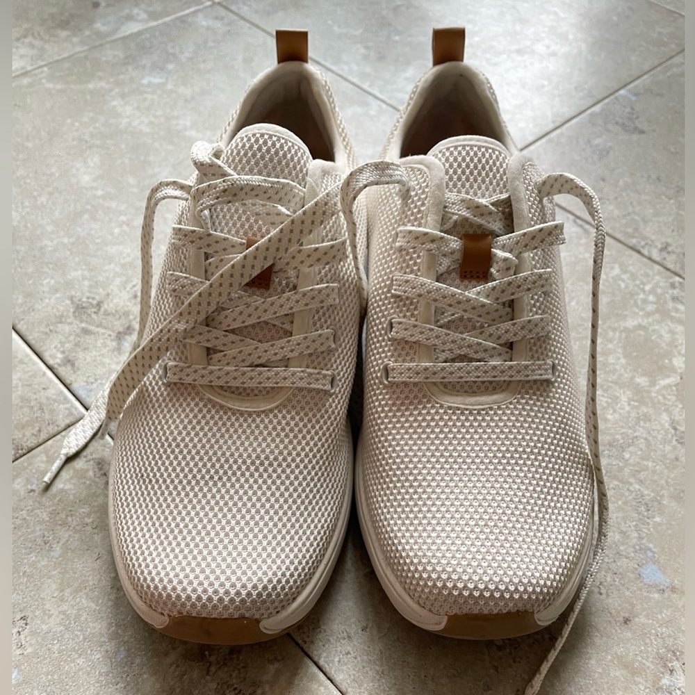 Dr Scholl’s be energized womens sneakers, size 9.5